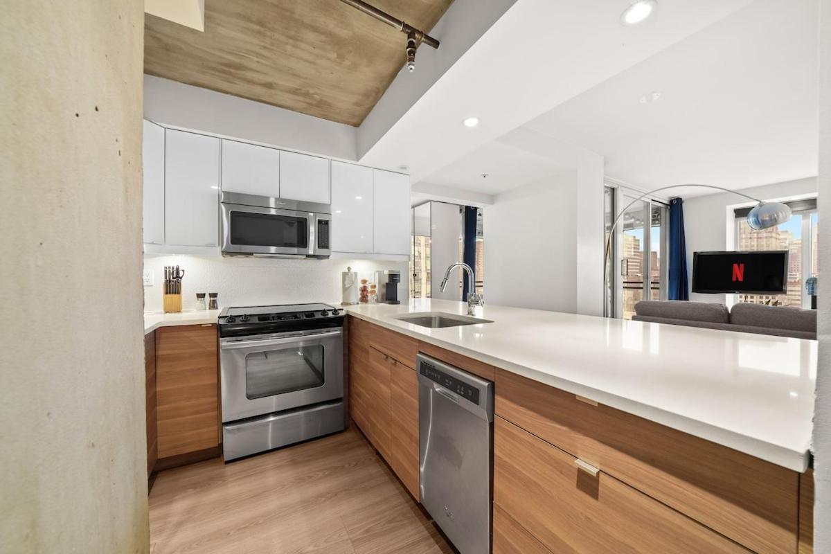 Beautiful 2 Bed Home Dt With Free Parking Βανκούβερ Εξωτερικό φωτογραφία