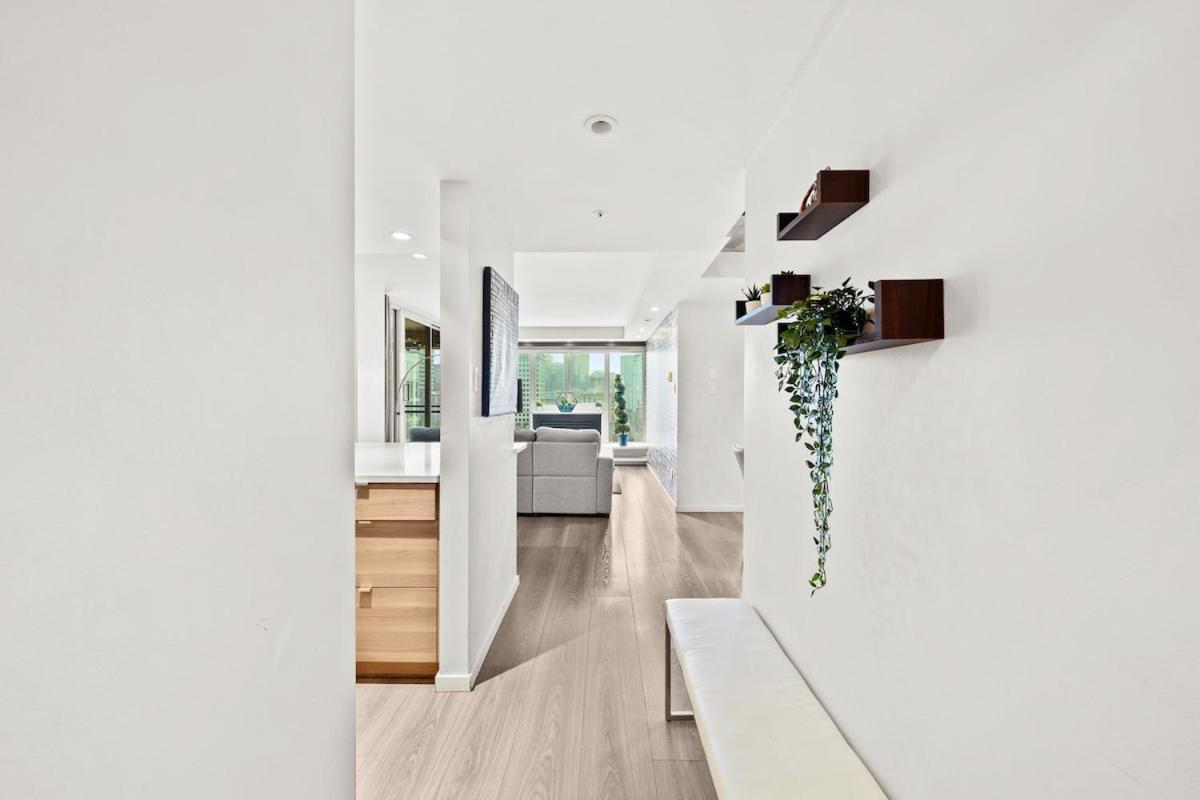 Beautiful 2 Bed Home Dt With Free Parking Βανκούβερ Εξωτερικό φωτογραφία