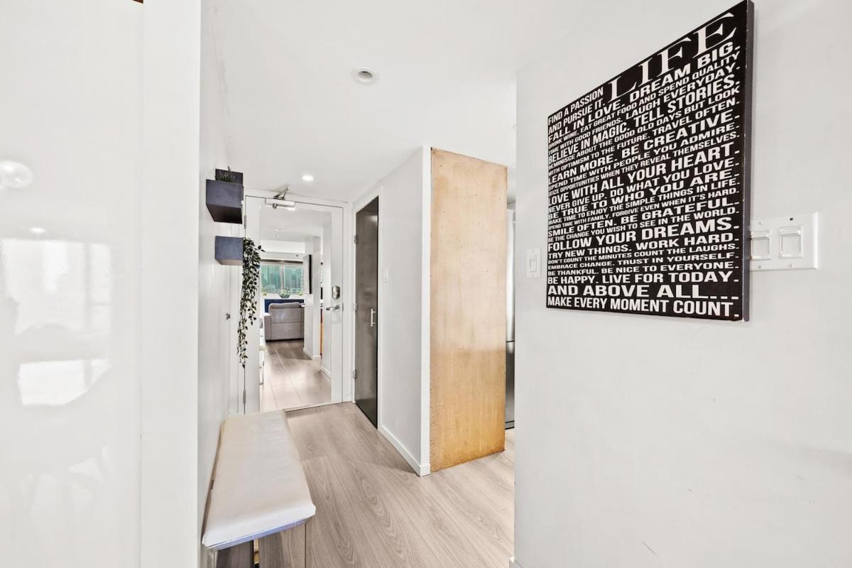 Beautiful 2 Bed Home Dt With Free Parking Βανκούβερ Εξωτερικό φωτογραφία